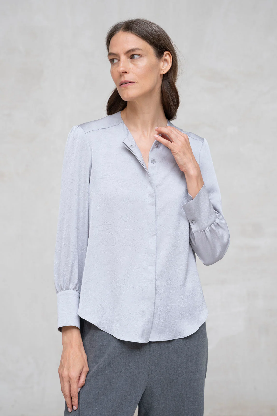 Blusa Fermo gris perla - Image 6