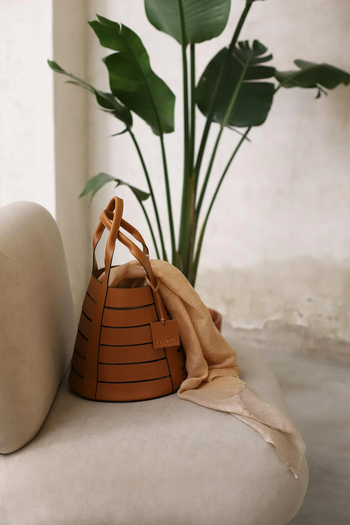 Bolso Kaelis cuero - Image 5