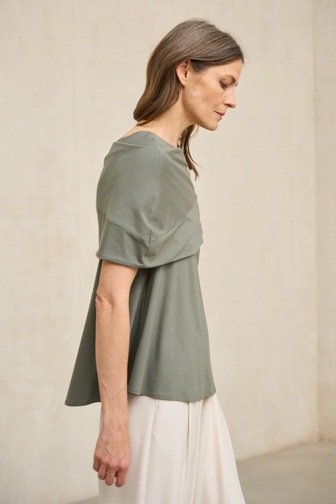 Camiseta Oryen caqui - Image 5