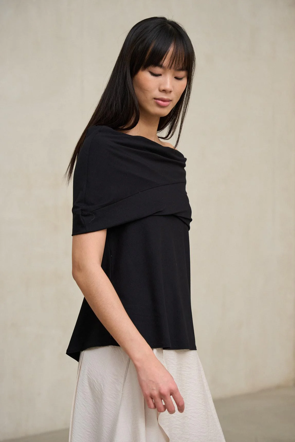 Camiseta Oryen negro - Image 3