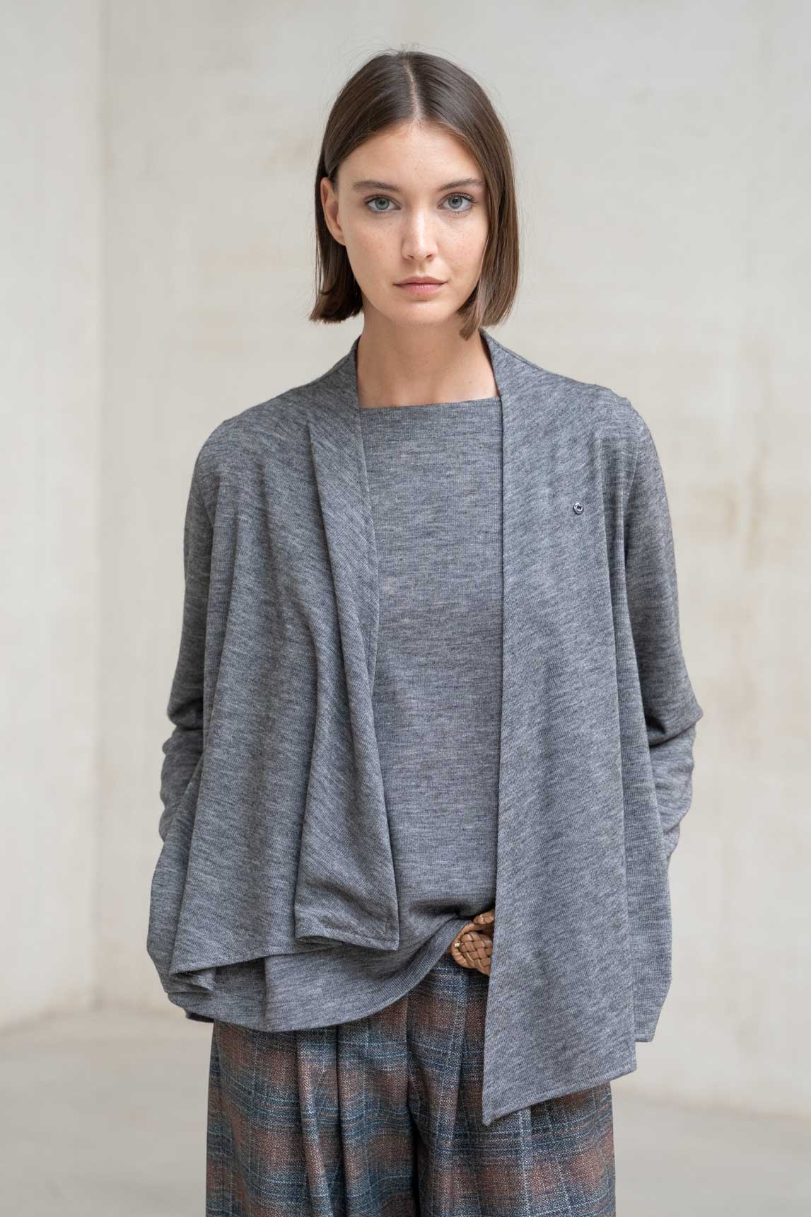 Chaqueta Liria gris - Image 2