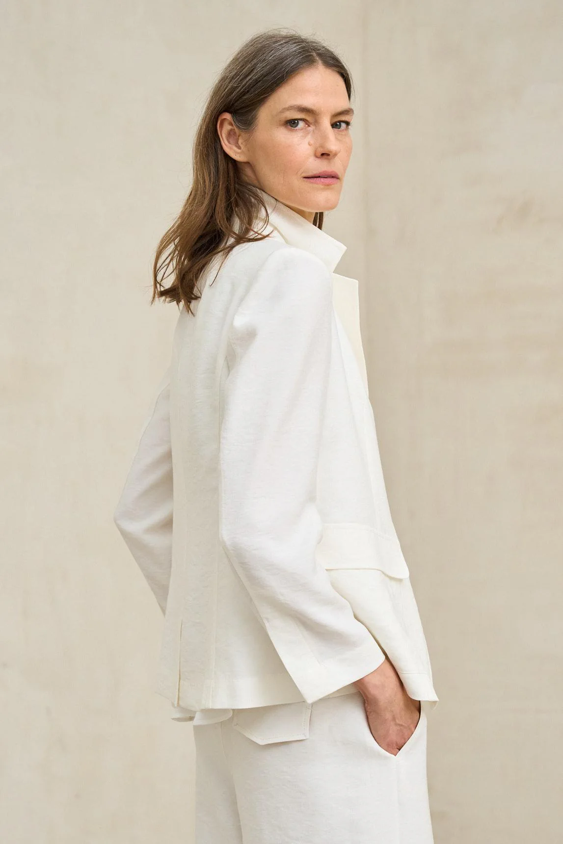 Chaqueta Elira Blanco - Image 3