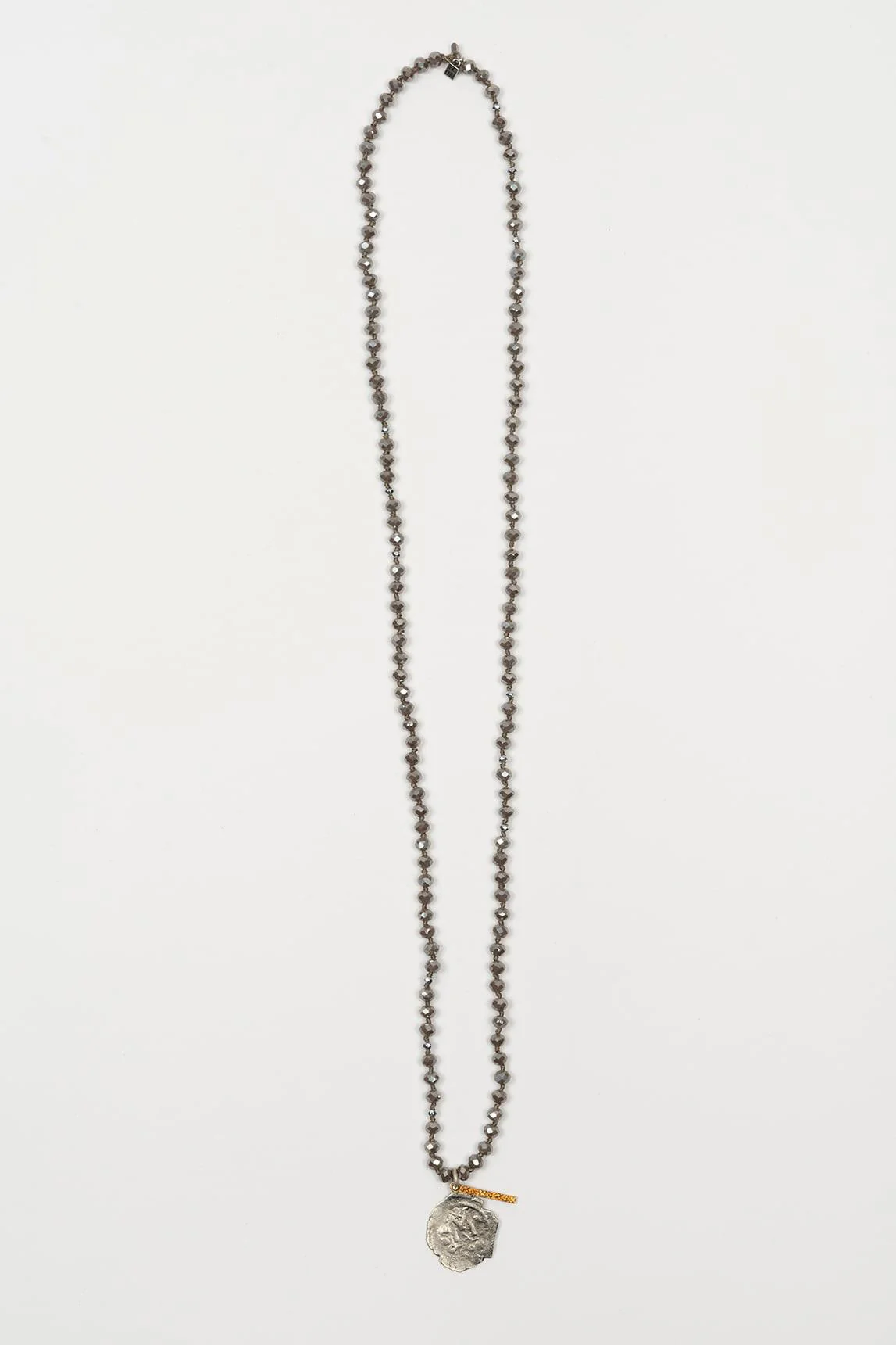 Collar Arvyn gris oscuro