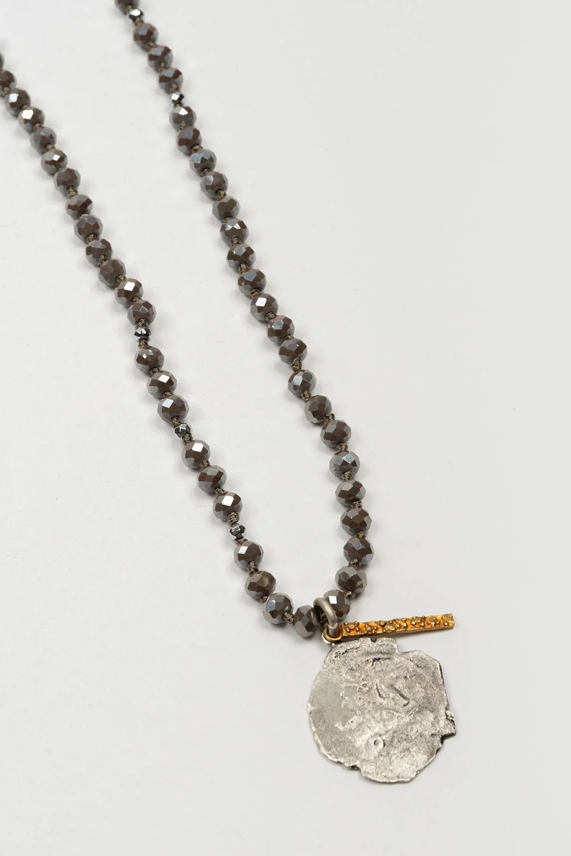 Collar Arvyn gris oscuro - Image 2