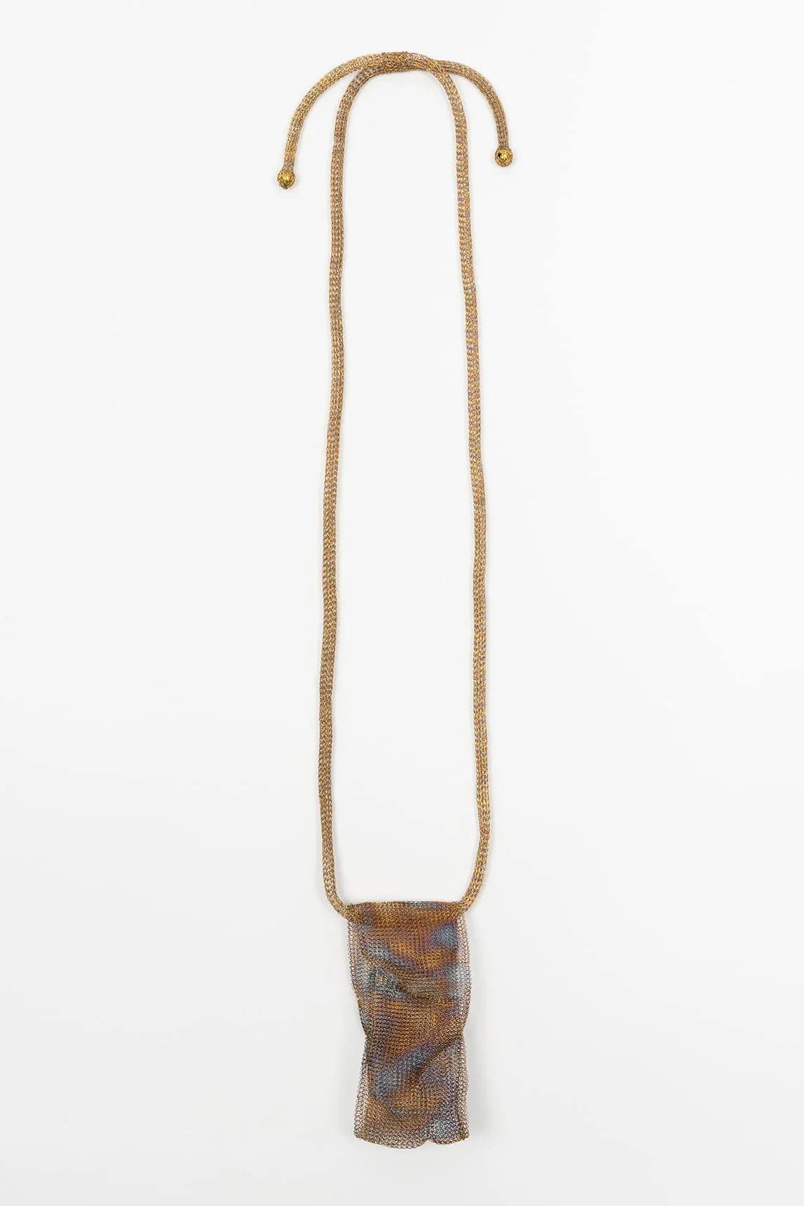 Collar Aura malla dorada iridiscente