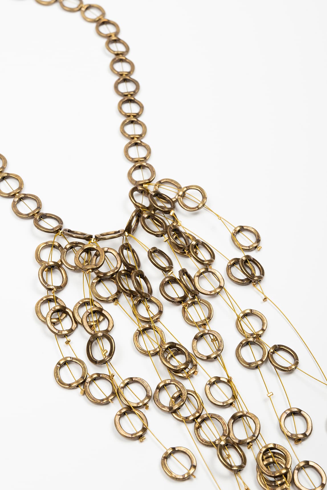 Collar Celine dorado - Image 2