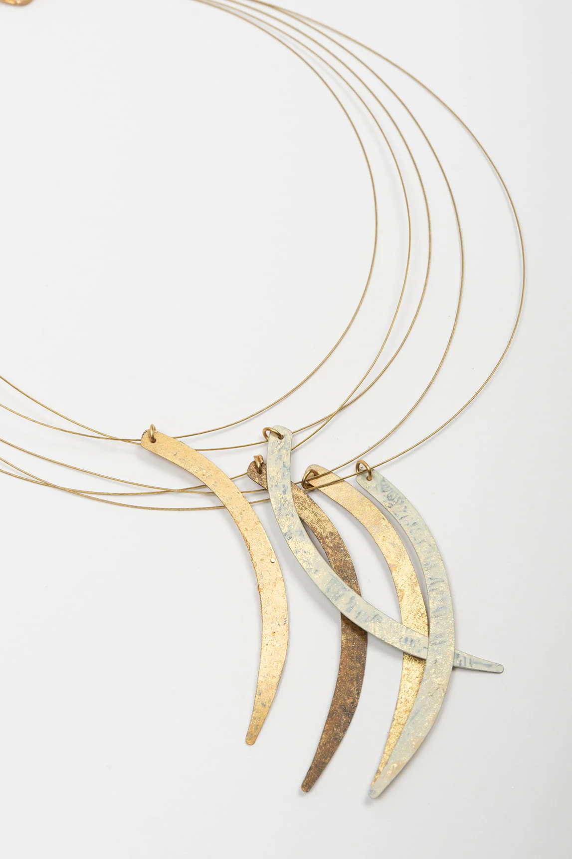 Collar Éclara dorado FL Private Collection - Image 2