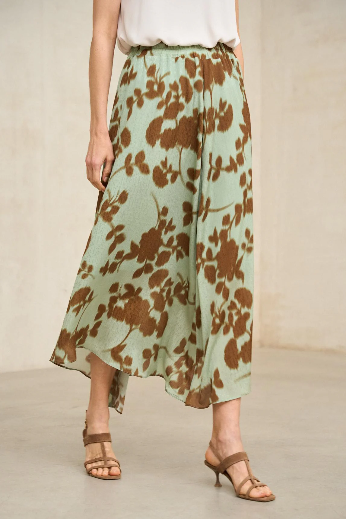 Falda Ailén estampado verde - Image 2