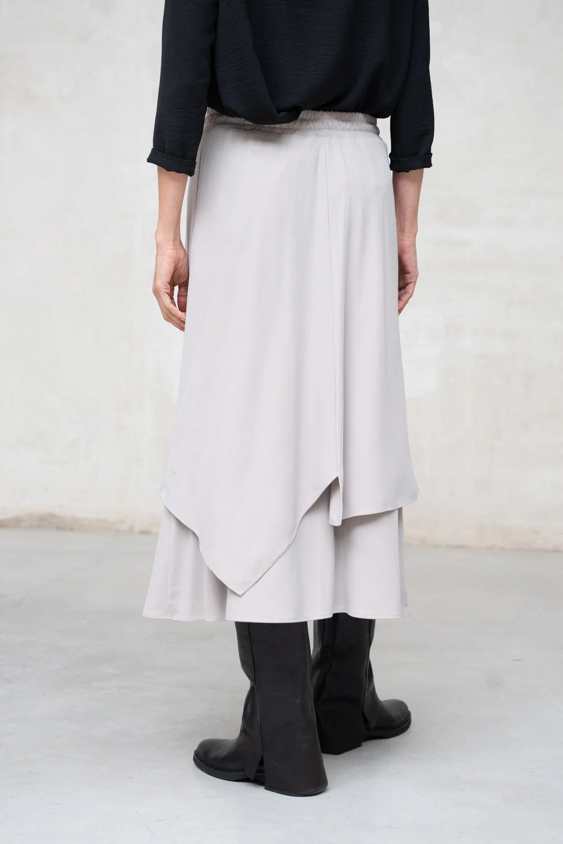 Falda Chiavari hueso - Image 4