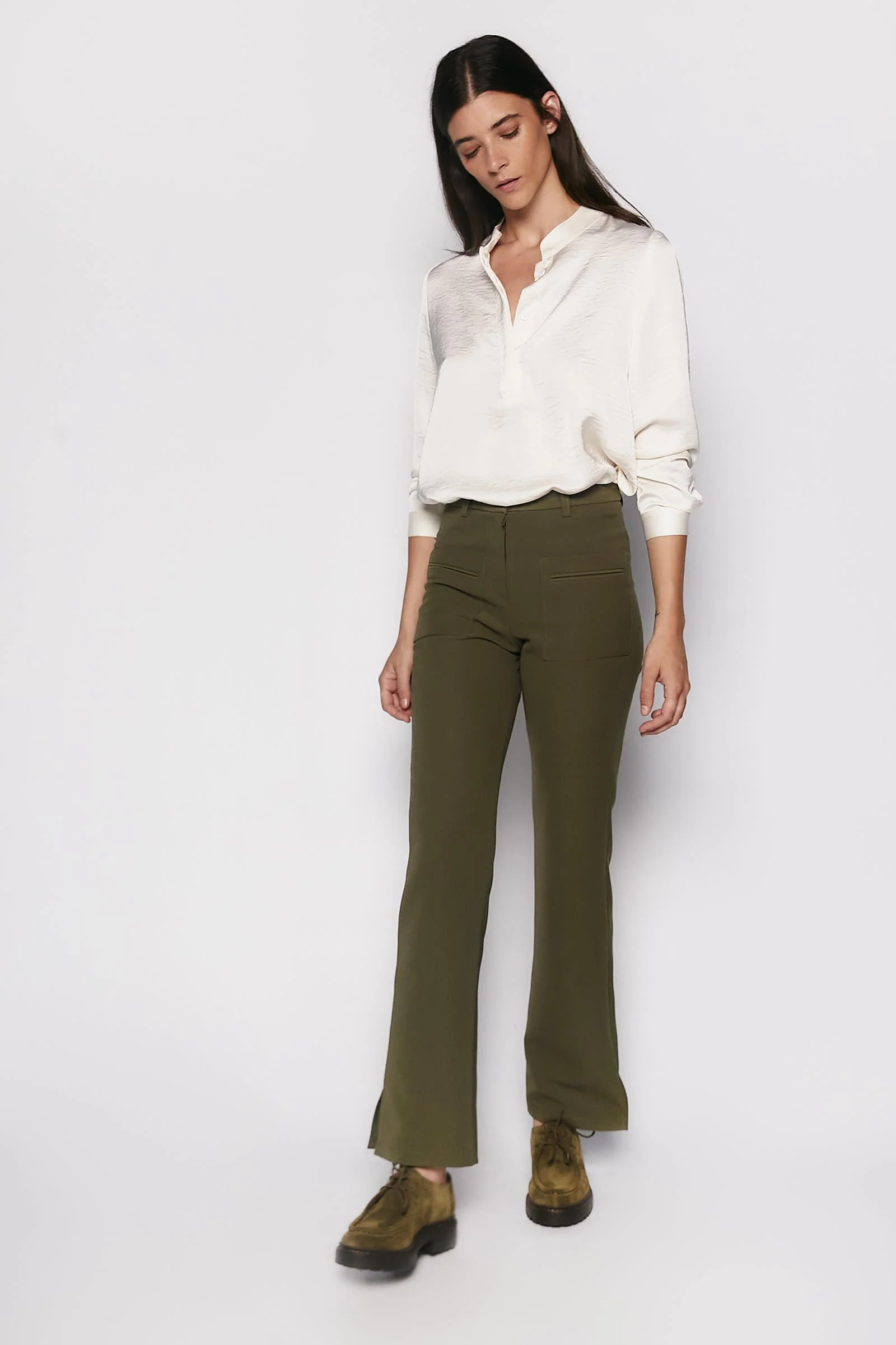 Pantalón Aure caqui - Image 4