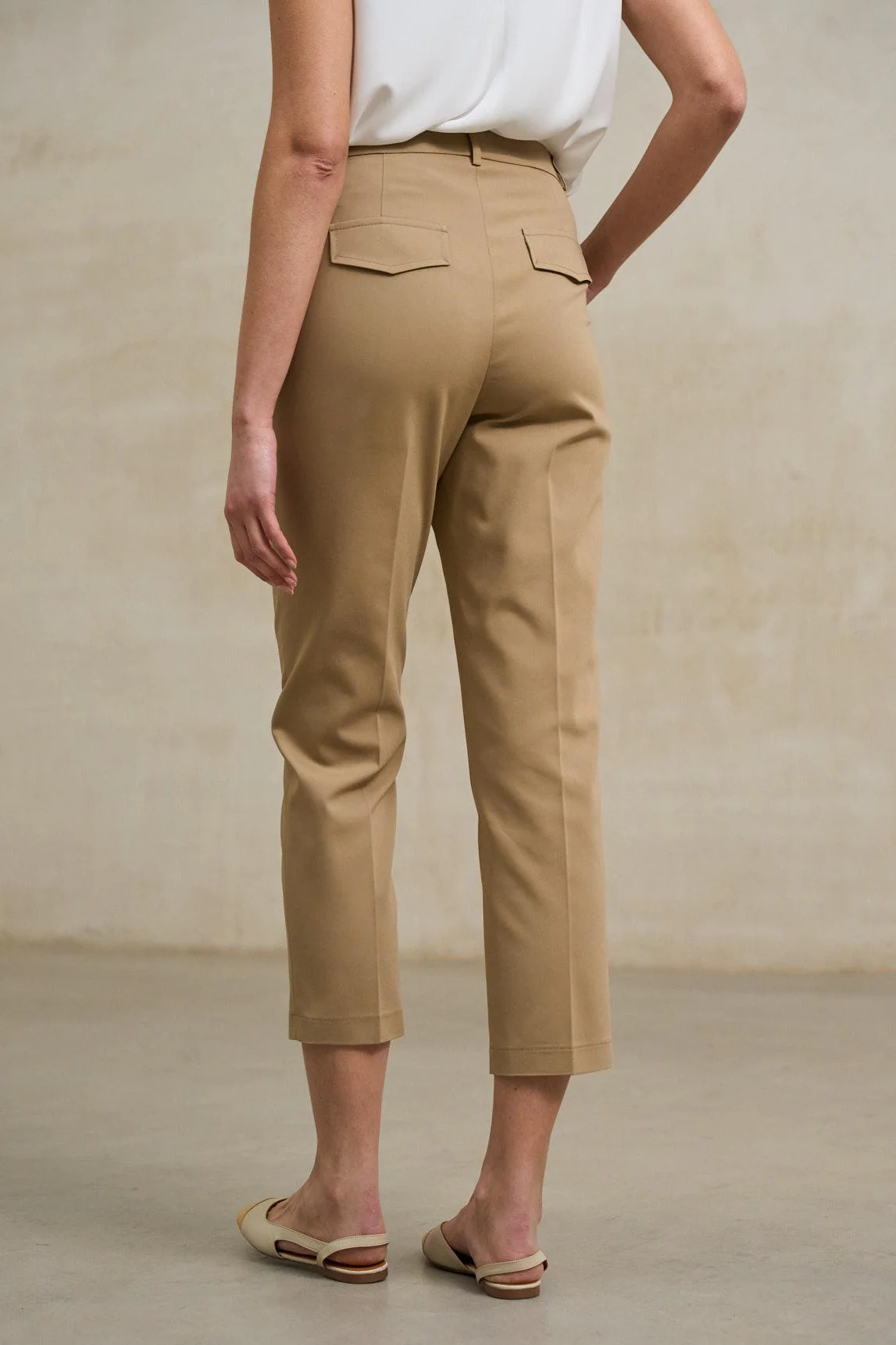 Pantalón Axis camel - Image 3