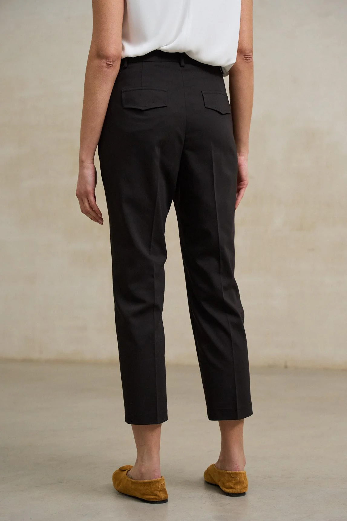 Pantalón Axis negro - Image 4