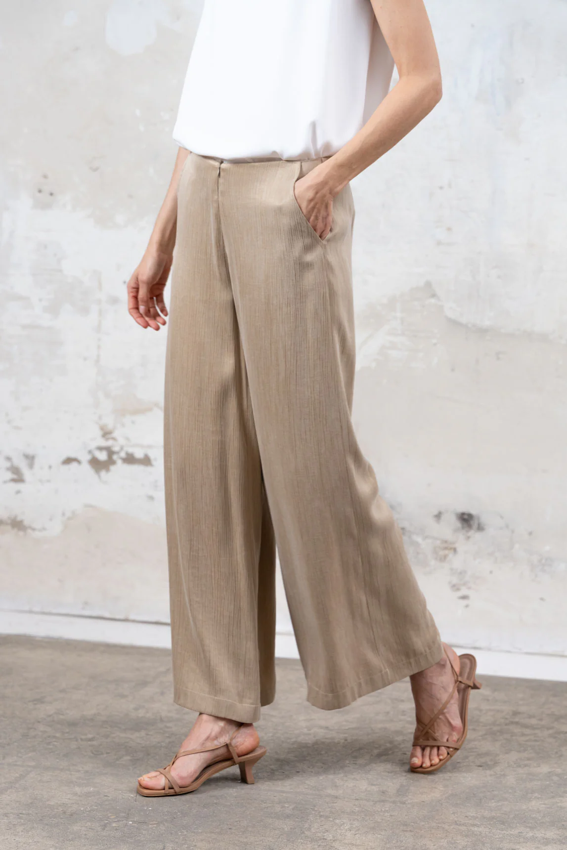 Pantalón Biella champagne - Image 2