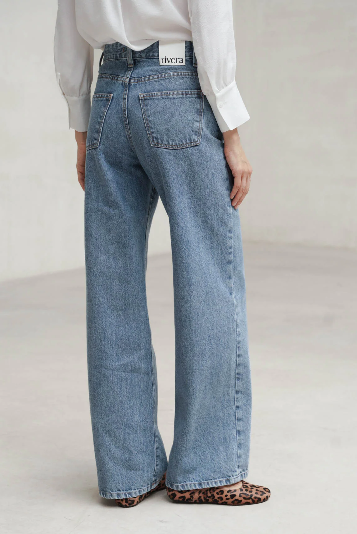 Pantalón Evoque denim - Image 5