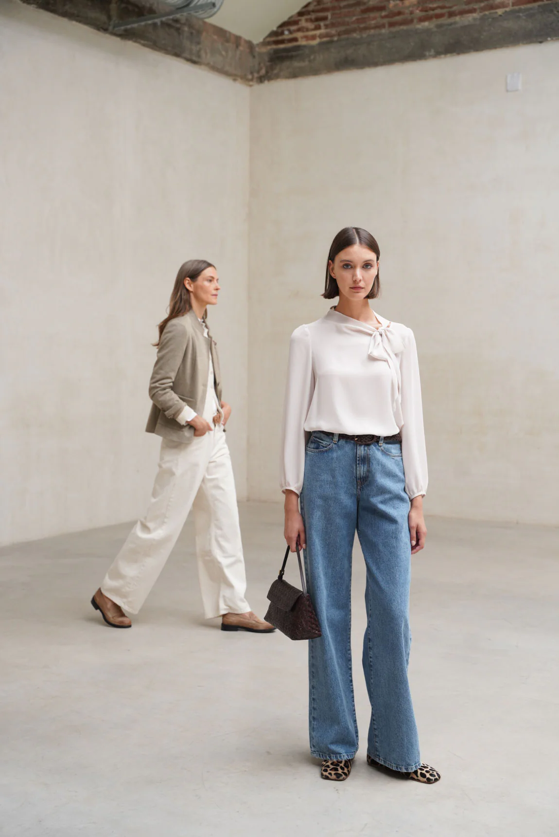 Pantalón Evoque denim - Image 7