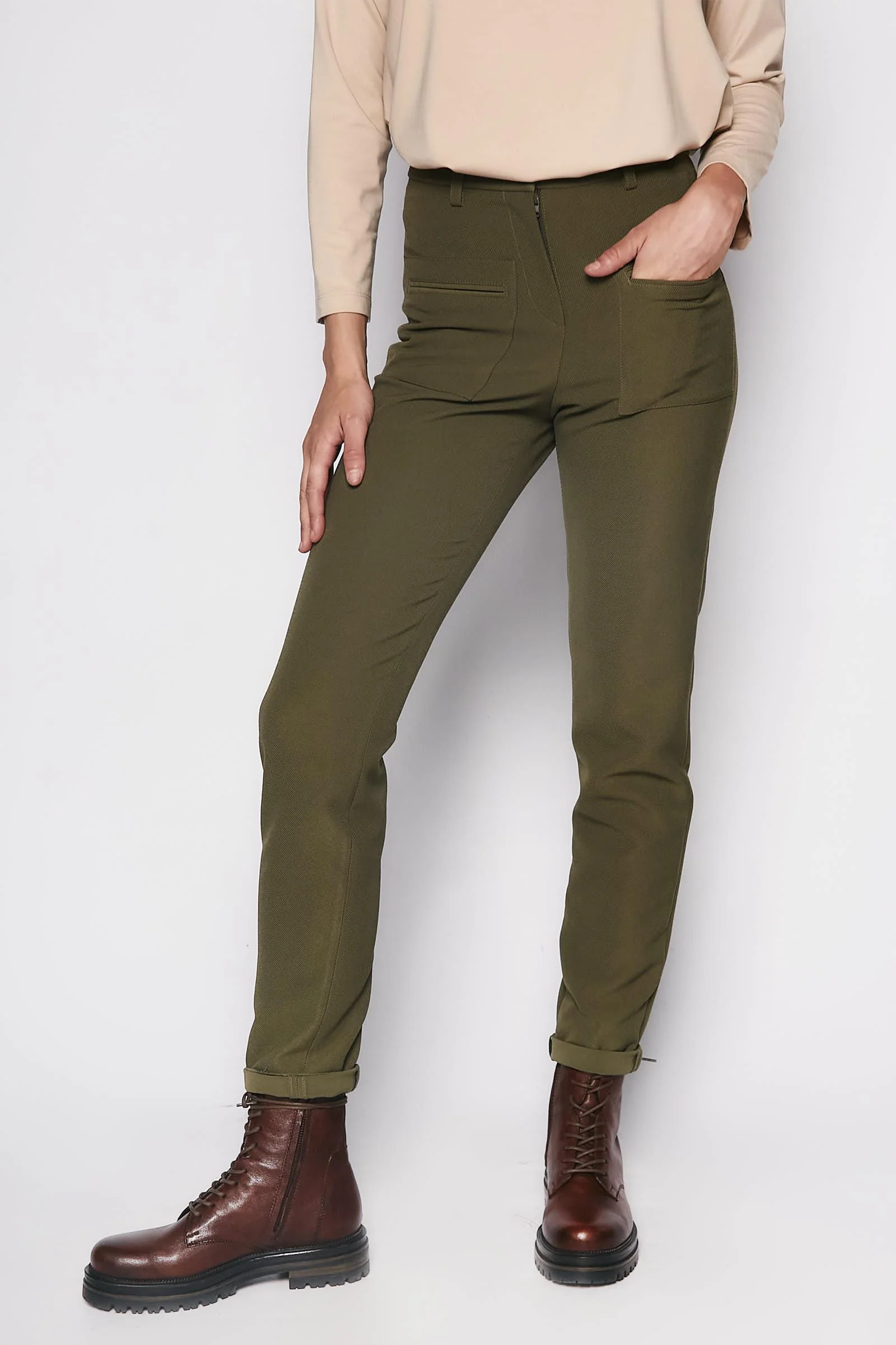 Pantalón Indi caqui - Image 2