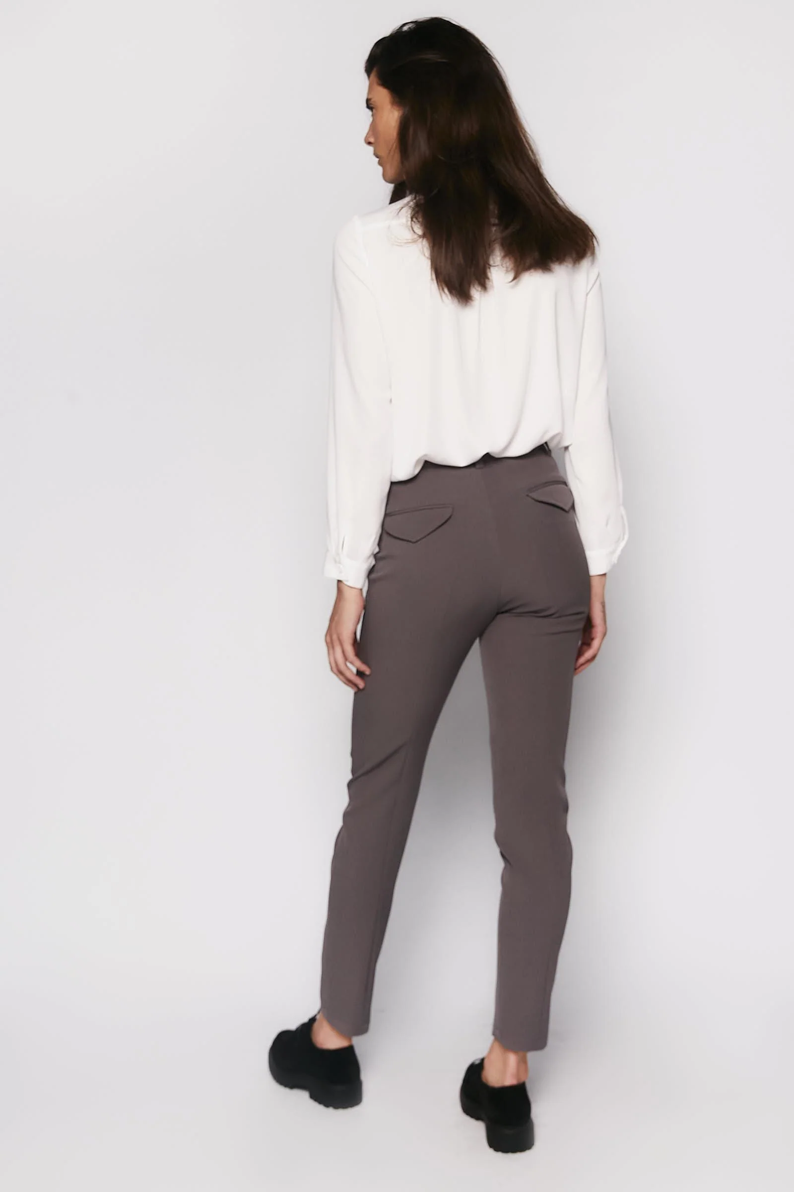 Pantalón Indi topo oscuro - Image 5