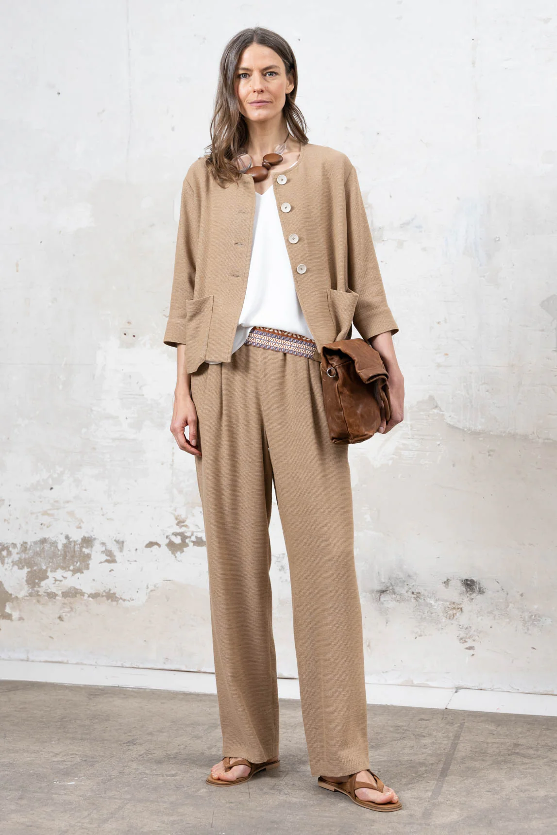 Pantalón Issé camel - Image 5