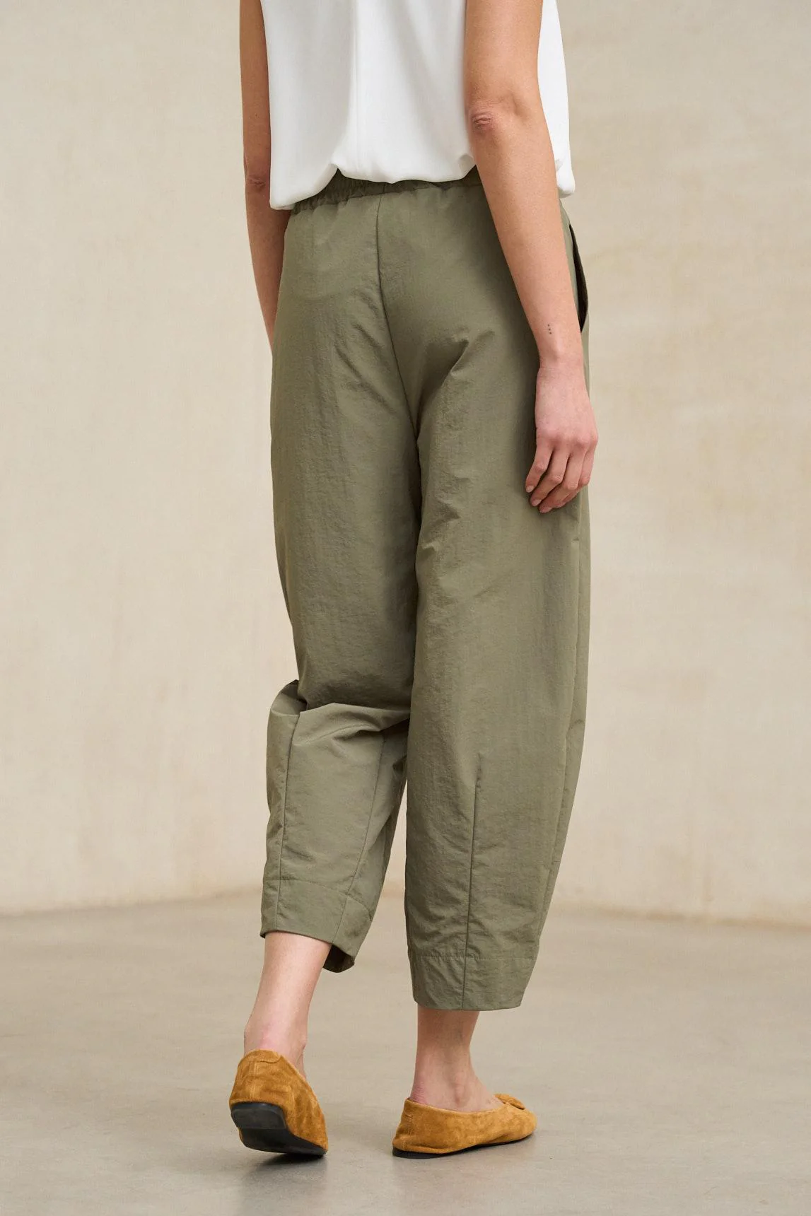 Pantalón Ligne caqui - Image 5