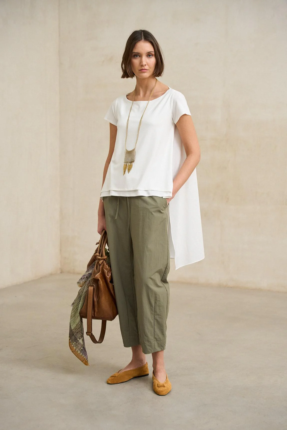 Pantalón Ligne caqui - Image 6