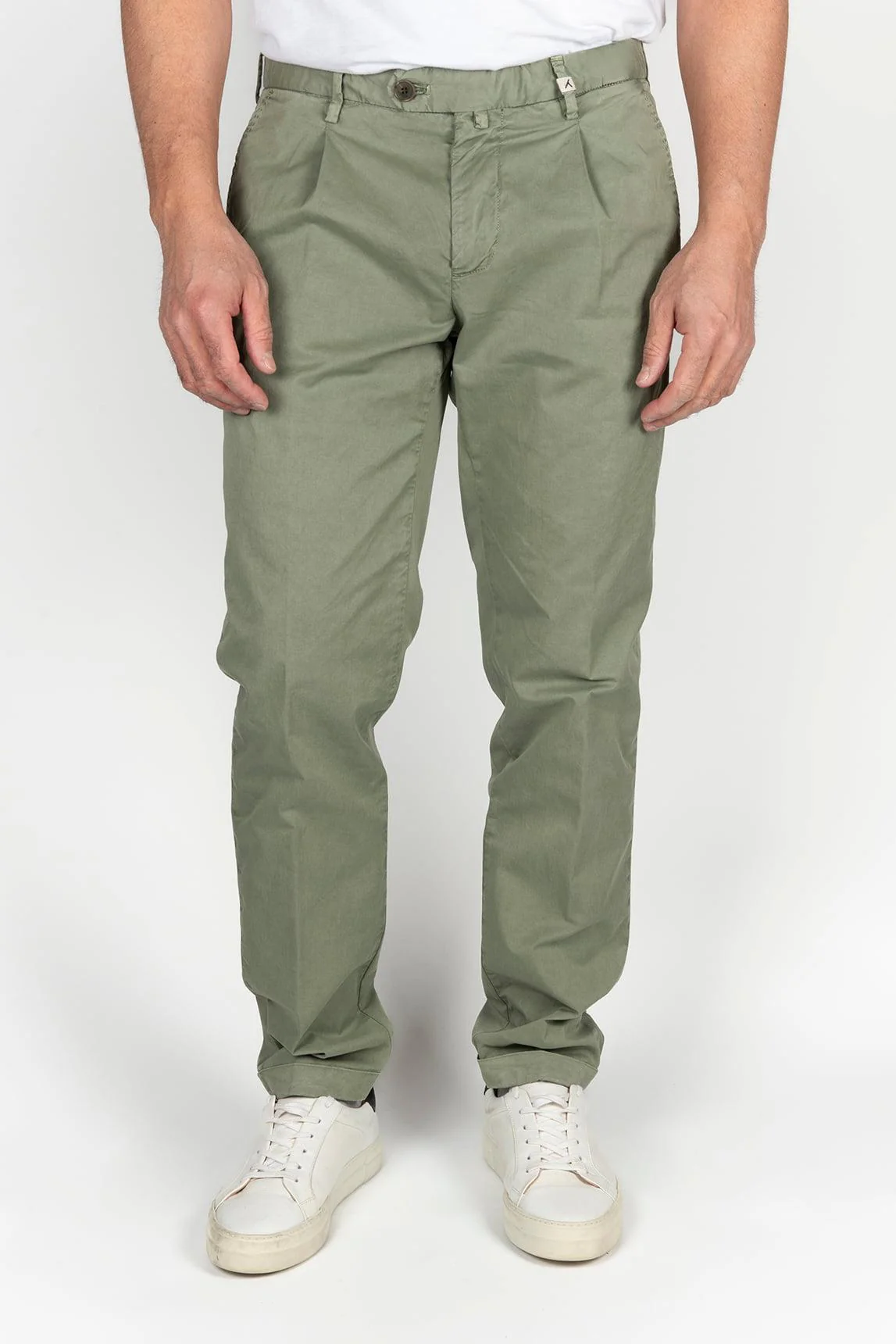 Pantalón My Myths verde pistacho de algodón con pinzas