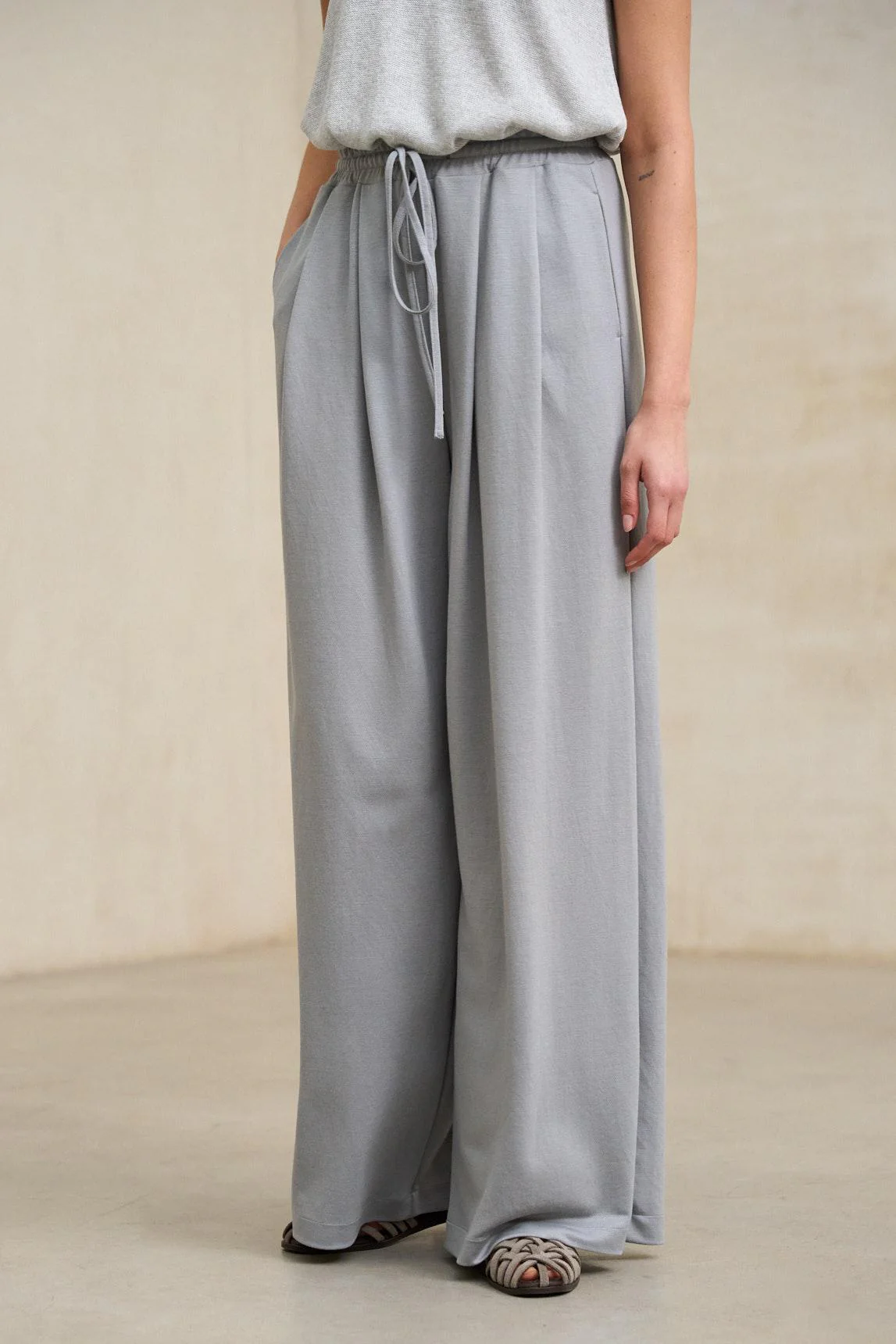 Pantalón Saurel gris claro - Image 3