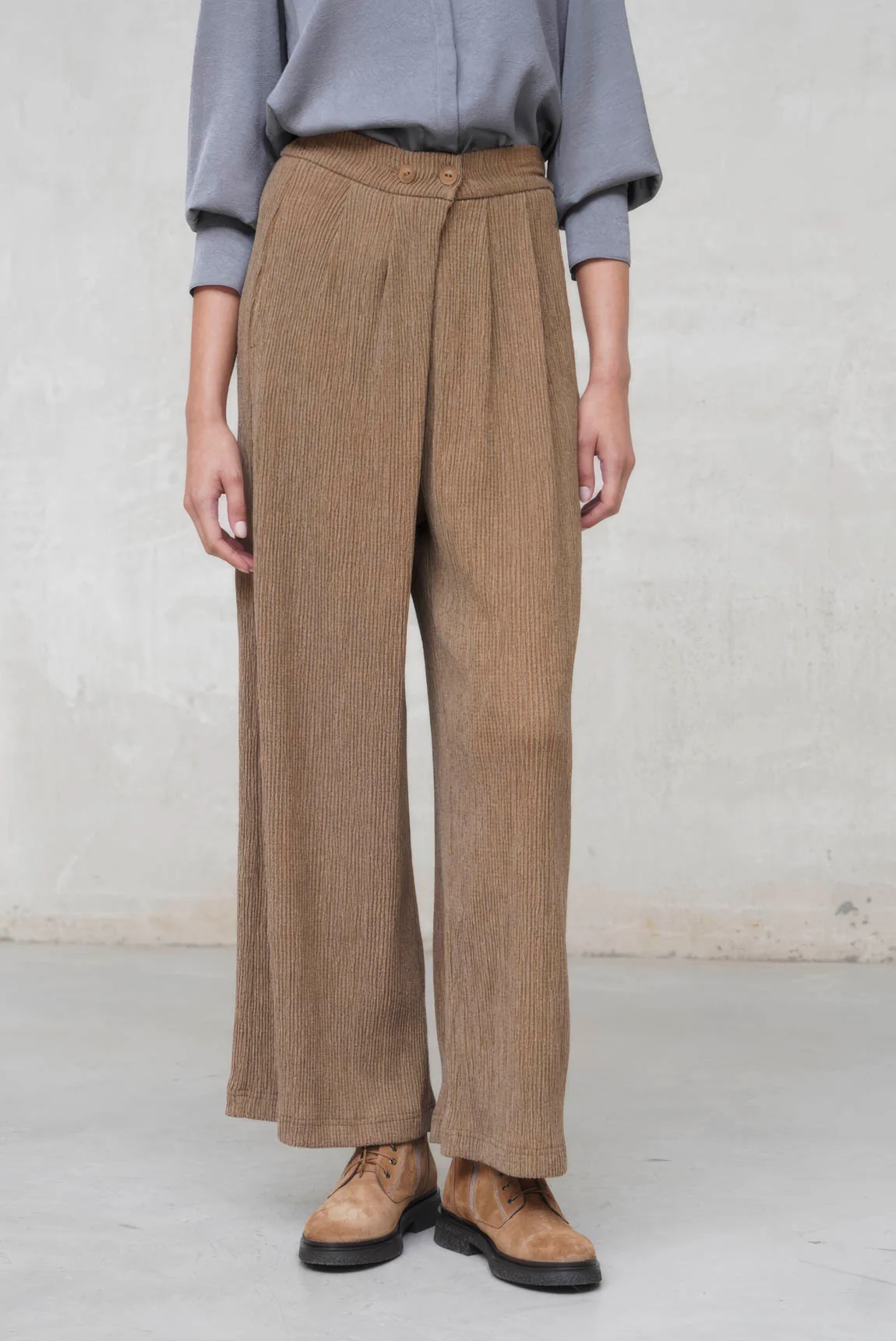Pantalón Siena camel - Image 2