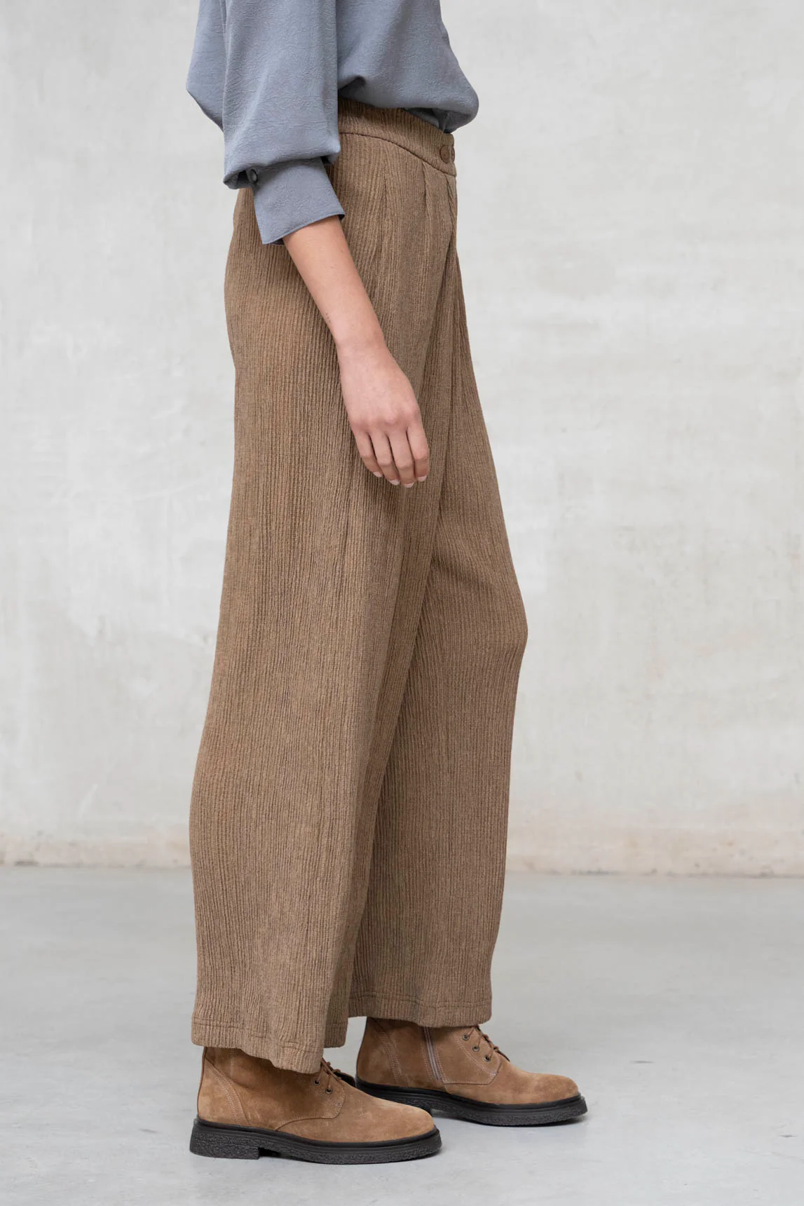 Pantalón Siena camel - Image 3