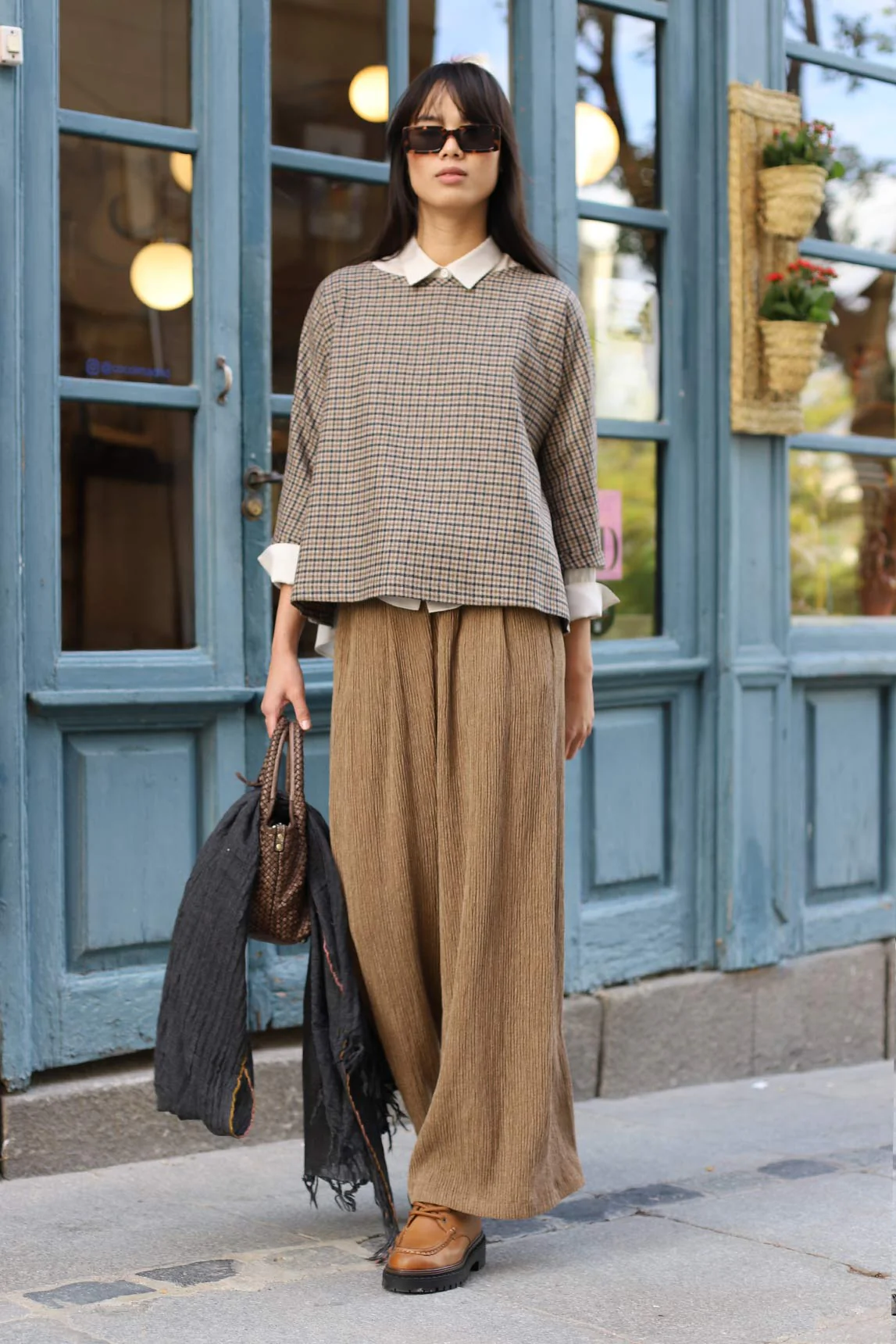 Pantalón Siena camel - Image 7