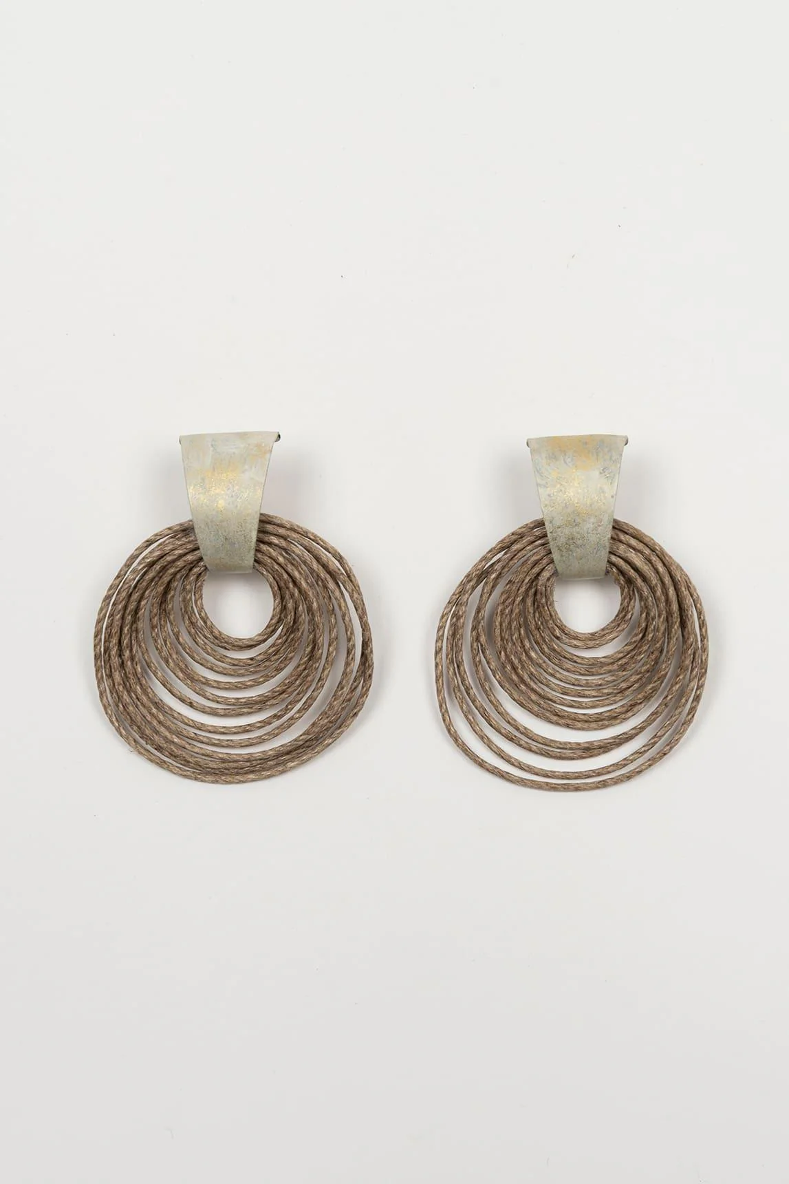 Pendientes Zirel dorado envejecido FL Private Collection
