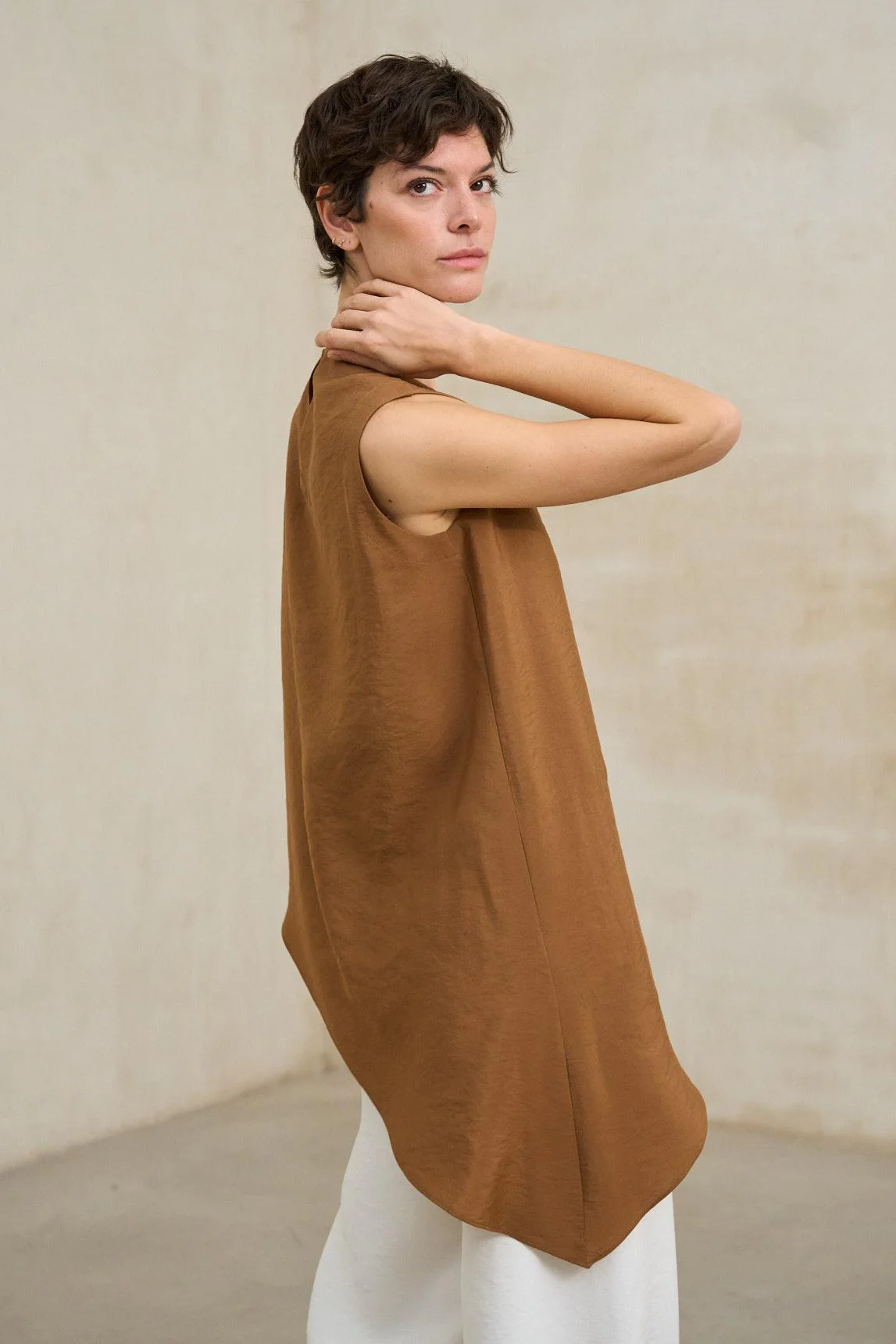 Top Aristea cobre - Image 4