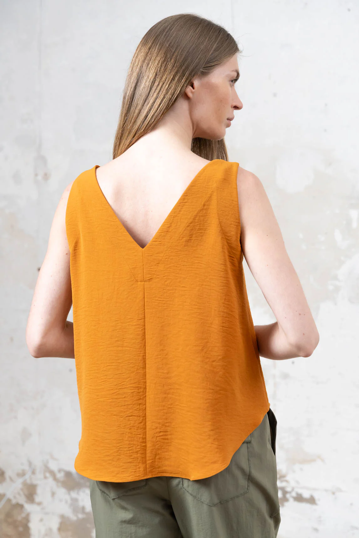 Top Calvi naranja - Image 3