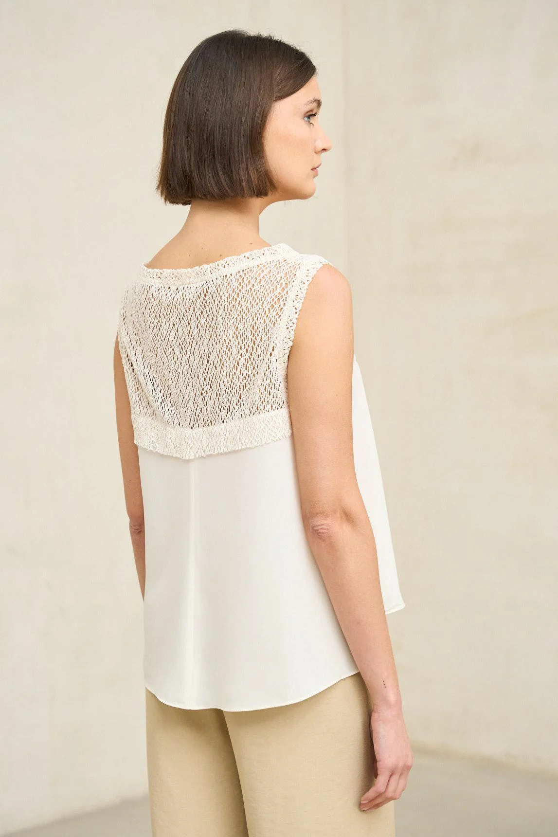 Top Elenya crudo - Image 4
