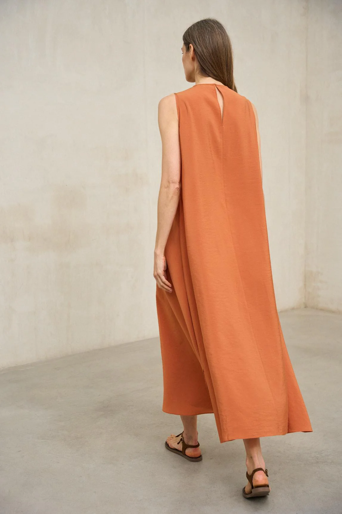 Vestido Elara coral - Image 3