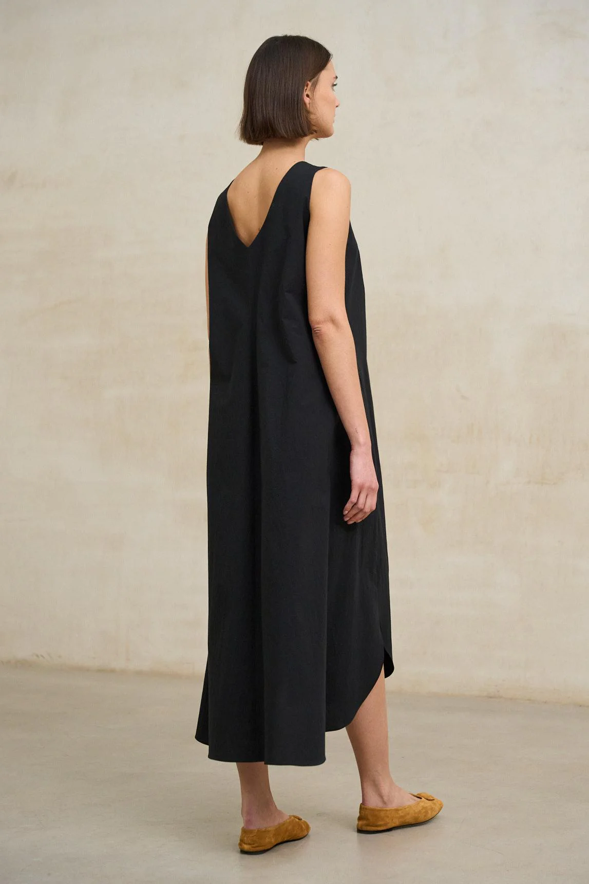 Vestido Serely negro - Image 4